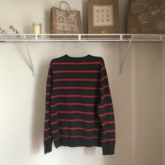 Sonoma Charcoal Grey Crewneck Sweater Red Striped - Picture 2 of 3
